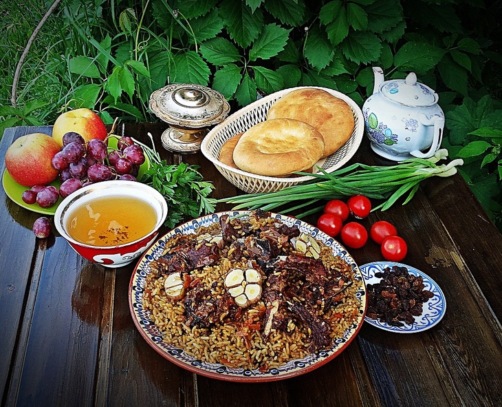 Choyxona en Uzbekistán: casa de té tradicional para descansar y comer tranquilo
