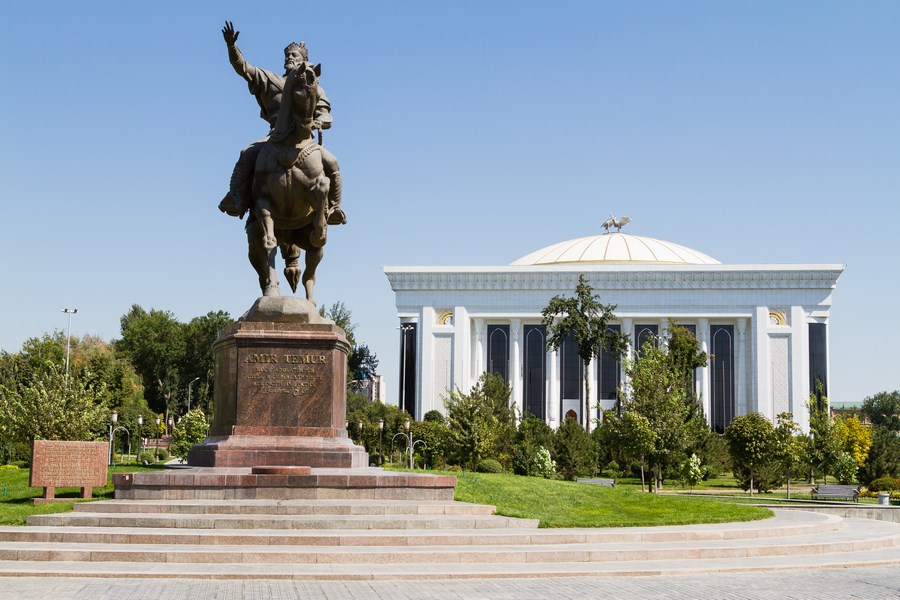 Tashkent - Plaza Amir Temur